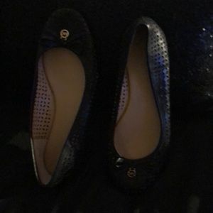 Brand new Michael kors black flats